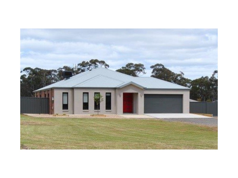 6 Eddington Street, Axedale VIC 3551