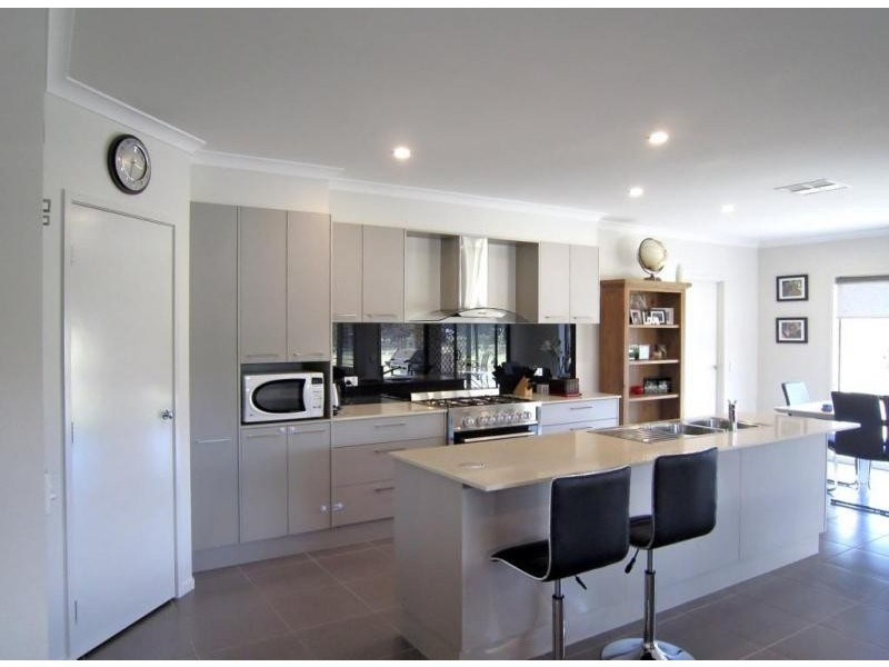 6 Eddington Street, Axedale VIC 3551
