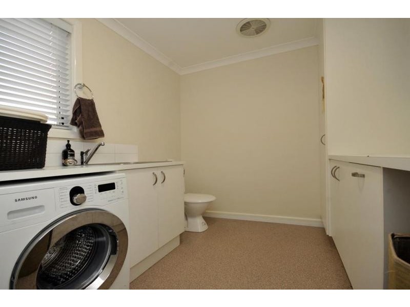 53 Retreat Road, Flora Hill VIC 3550