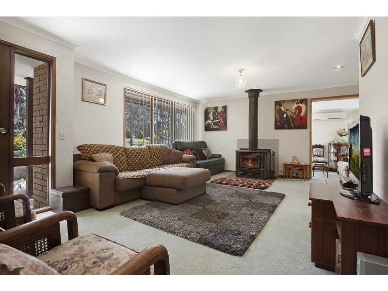 2382 Harmony Way, Elphinstone VIC 3448