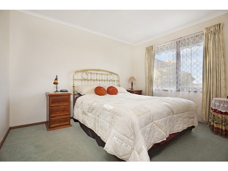 2382 Harmony Way, Elphinstone VIC 3448