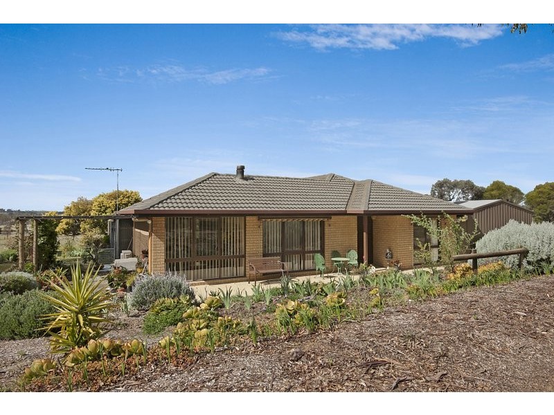 2382 Harmony Way, Elphinstone VIC 3448