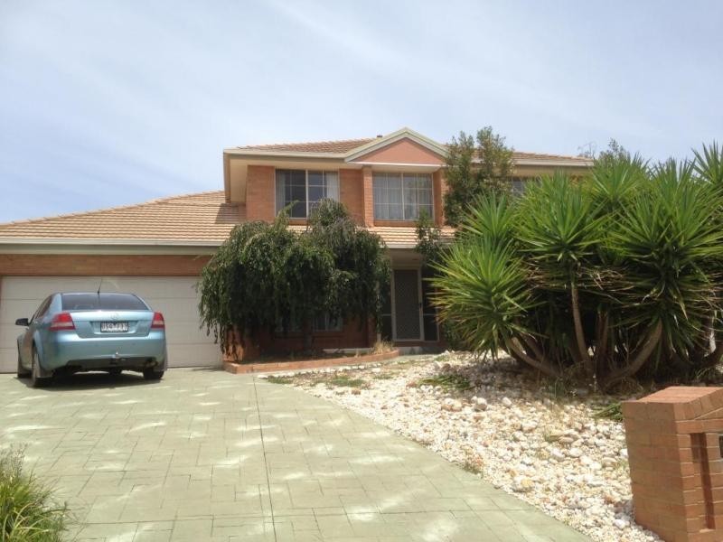 4 Ella Court, Strathdale VIC 3550