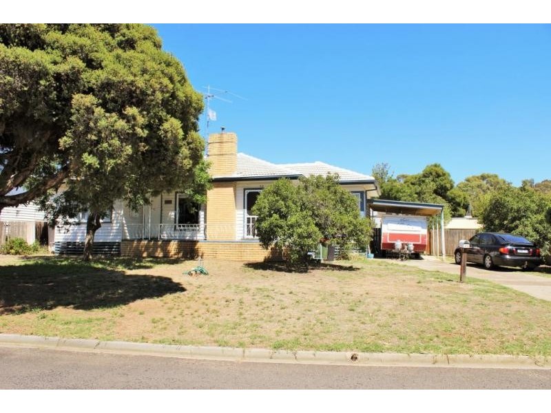 52 Helm Street, Kangaroo Flat VIC 3555