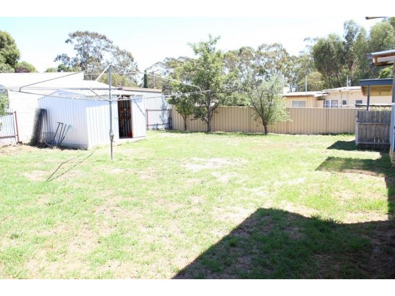52 Helm Street, Kangaroo Flat VIC 3555