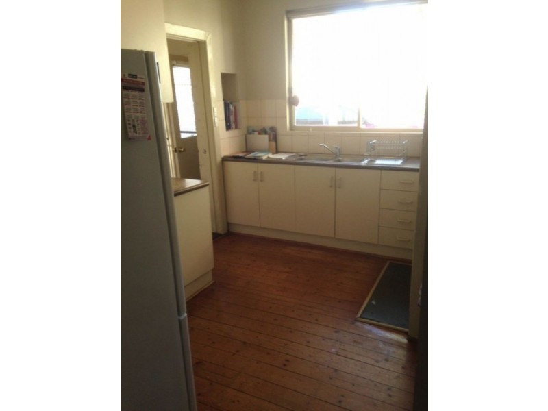 17 Church Street, Kangaroo Flat VIC 3555