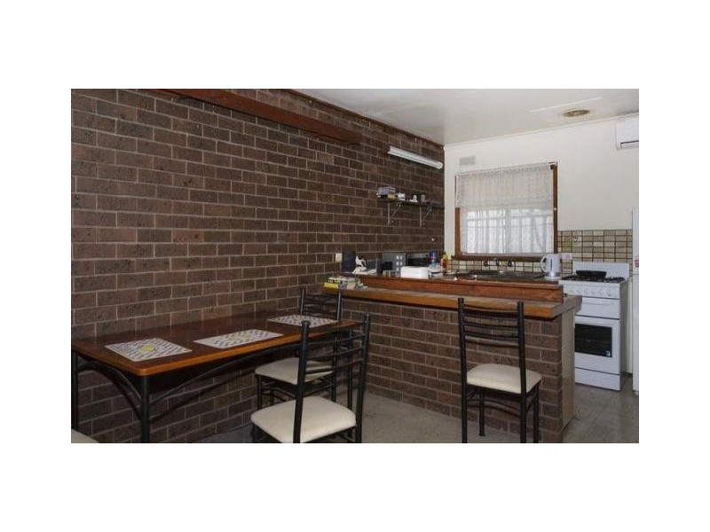 2/44 Panton Street, Golden Square VIC 3555