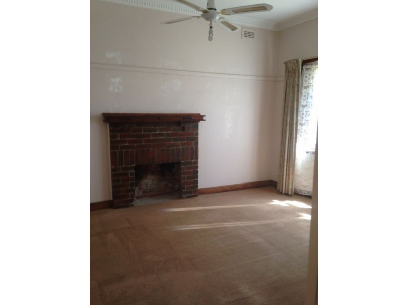 415 High Street, Golden Square VIC 3555