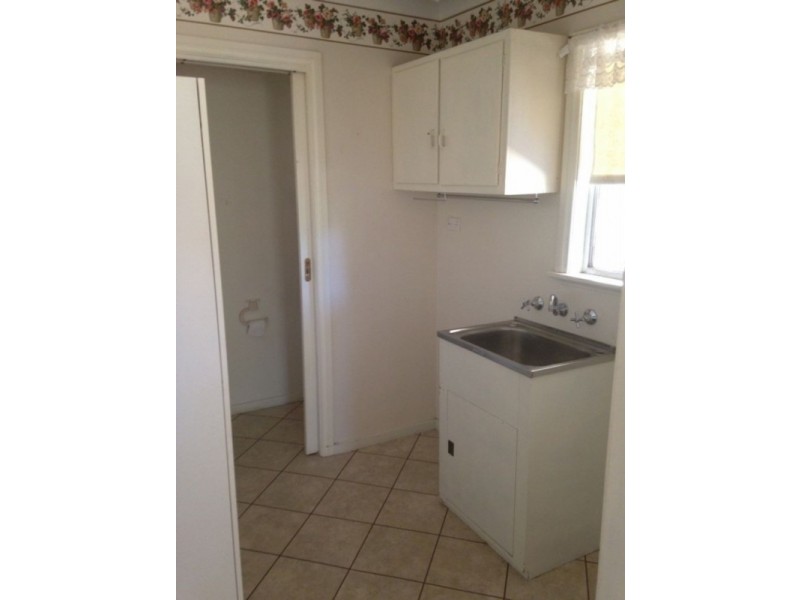 415 High Street, Golden Square VIC 3555
