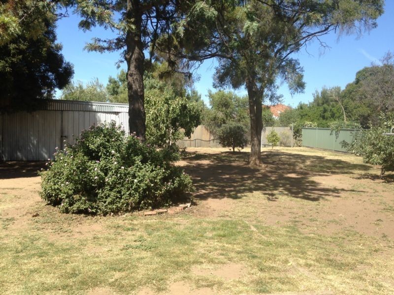 415 High Street, Golden Square VIC 3555
