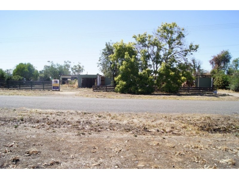 24 Gibson Street, Korong Vale VIC 3520