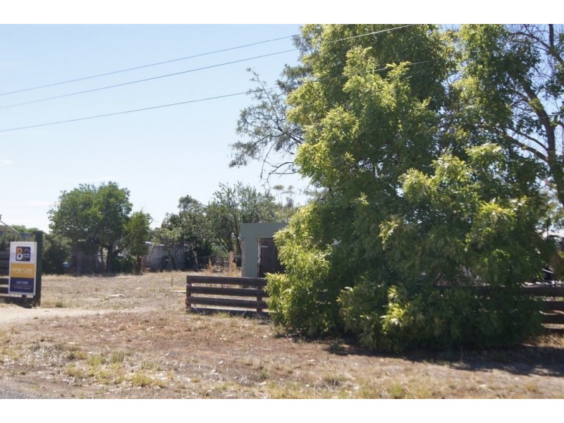 24 Gibson Street, Korong Vale VIC 3520