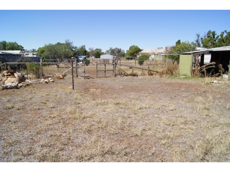 24 Gibson Street, Korong Vale VIC 3520