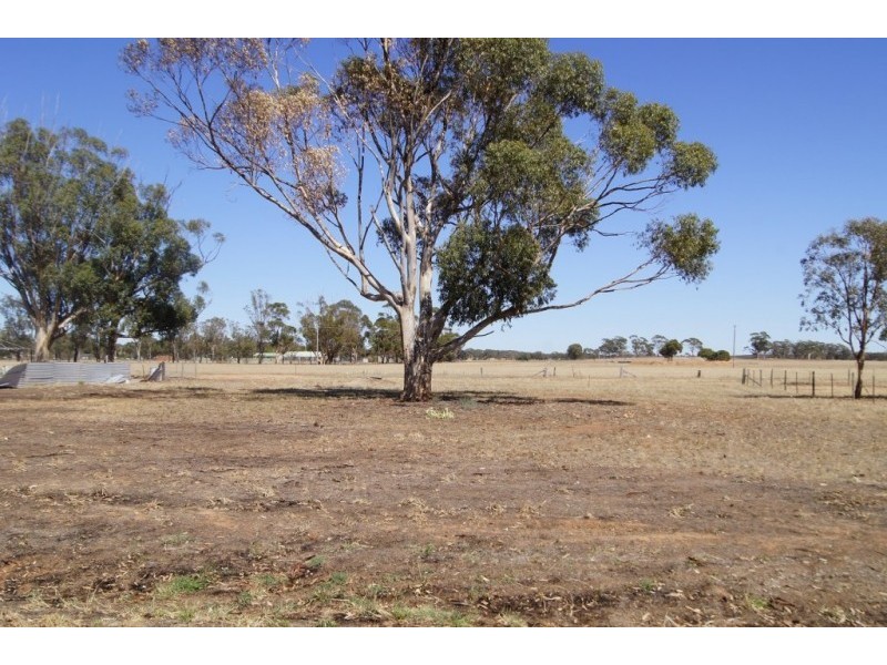 24 Gibson Street, Korong Vale VIC 3520