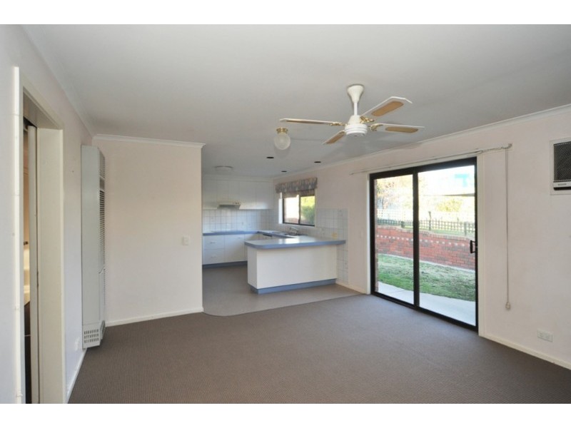34 Magellan Crescent, Kangaroo Flat VIC 3555