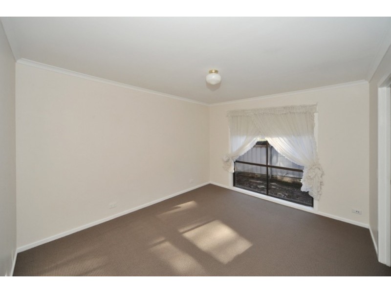 34 Magellan Crescent, Kangaroo Flat VIC 3555