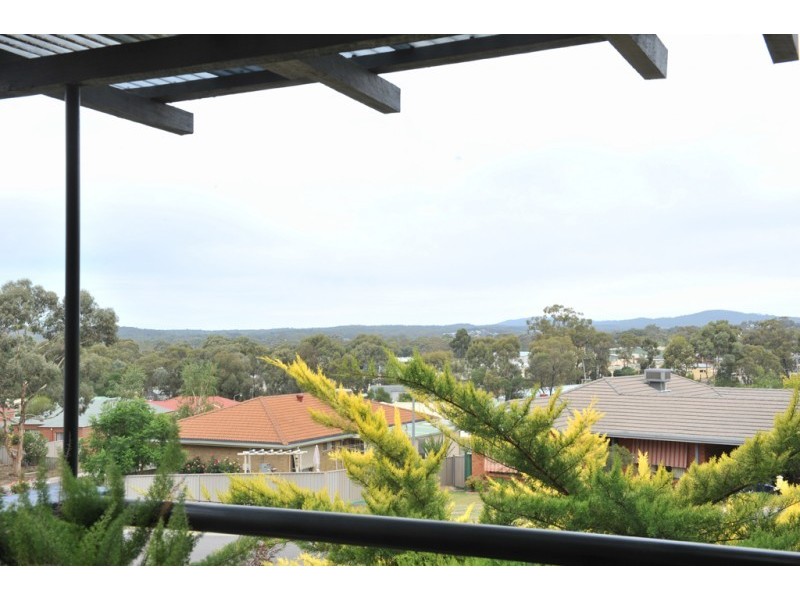 5 Kenny Court, Kangaroo Flat VIC 3555