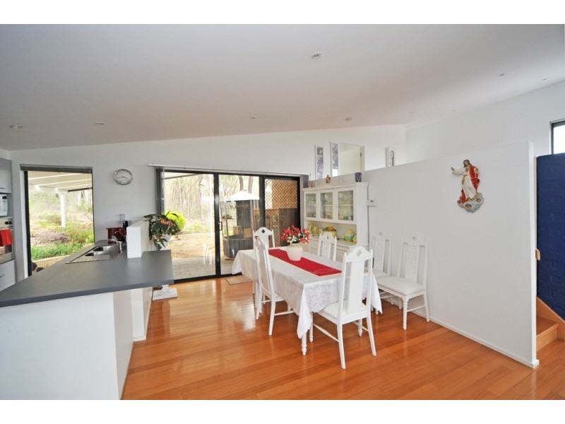 5 Kenny Court, Kangaroo Flat VIC 3555