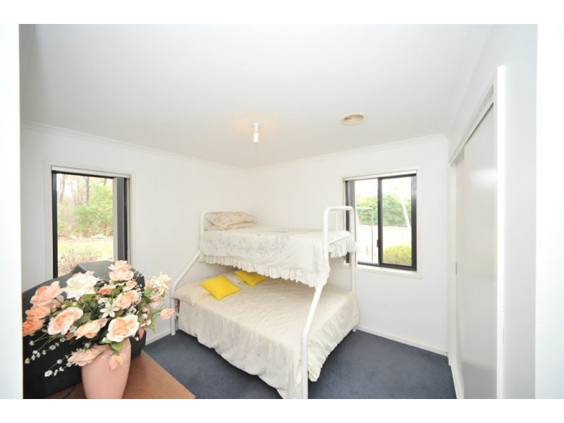 5 Kenny Court, Kangaroo Flat VIC 3555