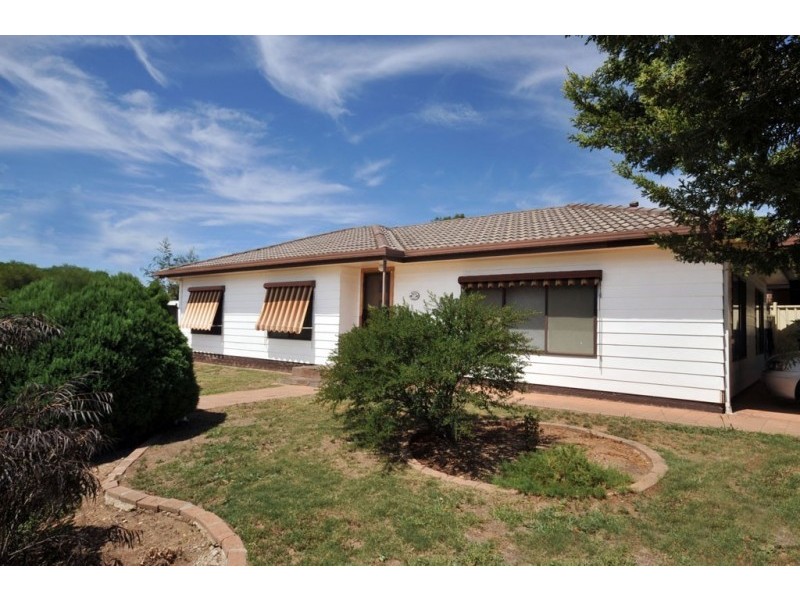 7 Burnie Court, Kangaroo Flat VIC 3555