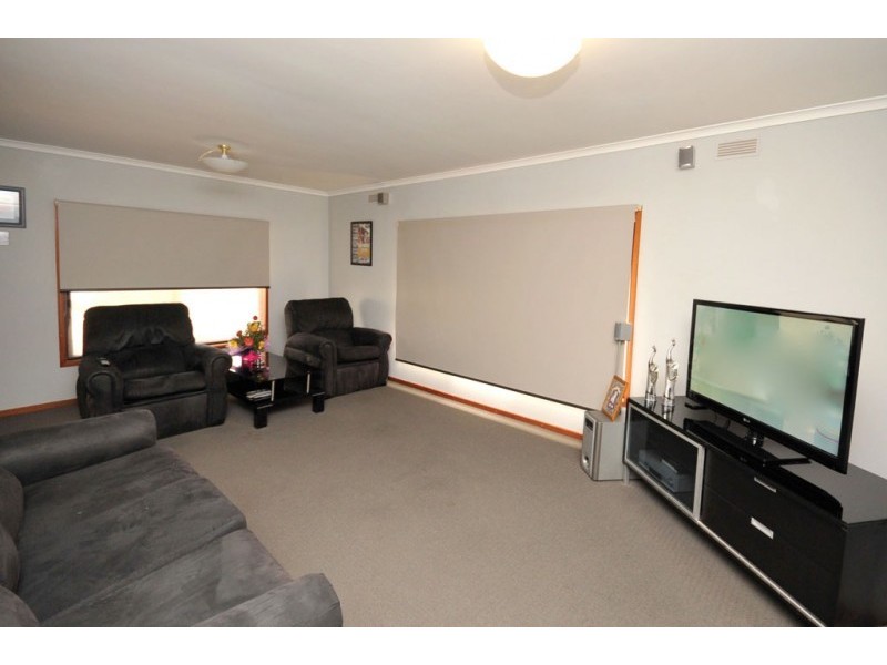 7 Burnie Court, Kangaroo Flat VIC 3555