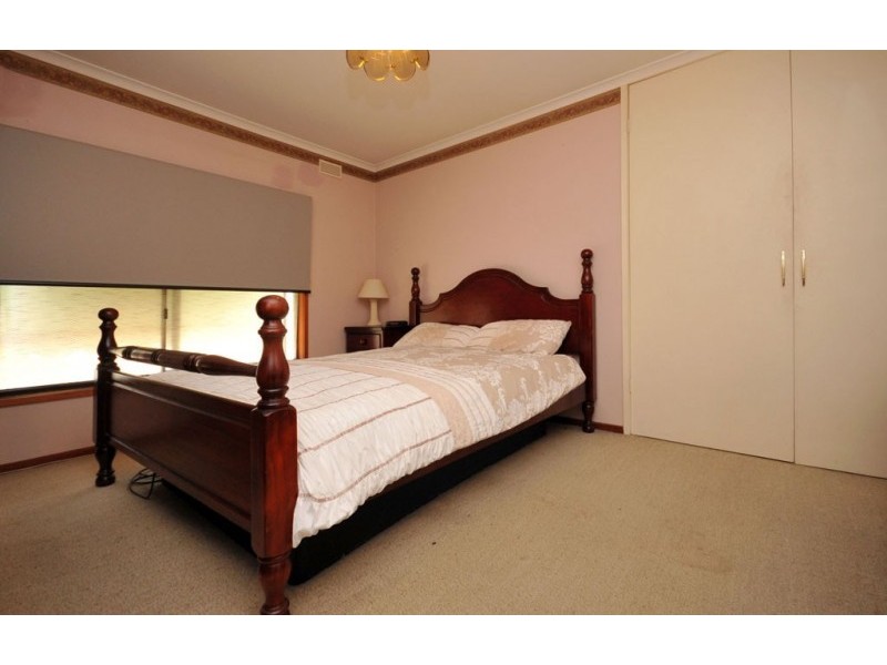 7 Burnie Court, Kangaroo Flat VIC 3555