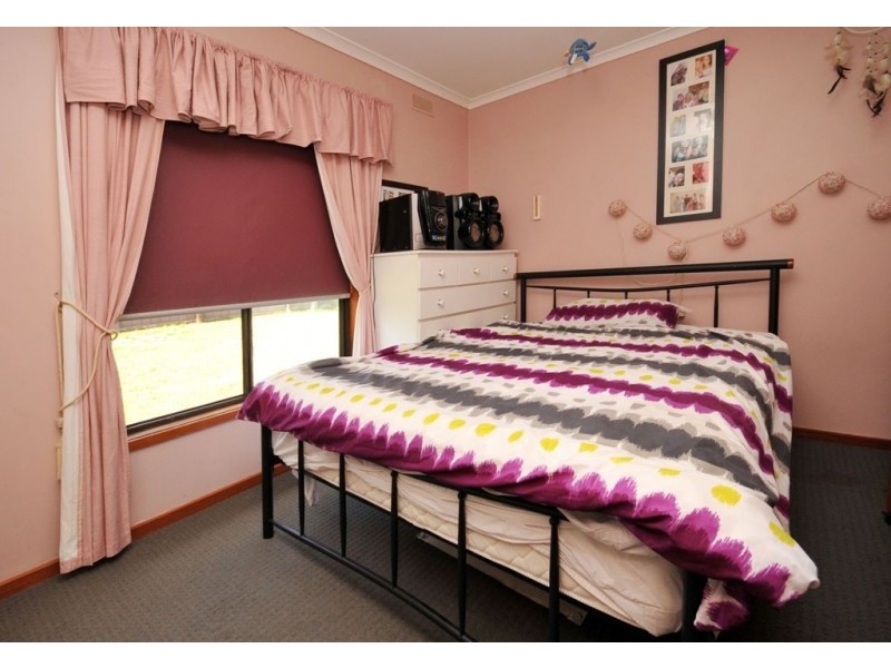 7 Burnie Court, Kangaroo Flat VIC 3555