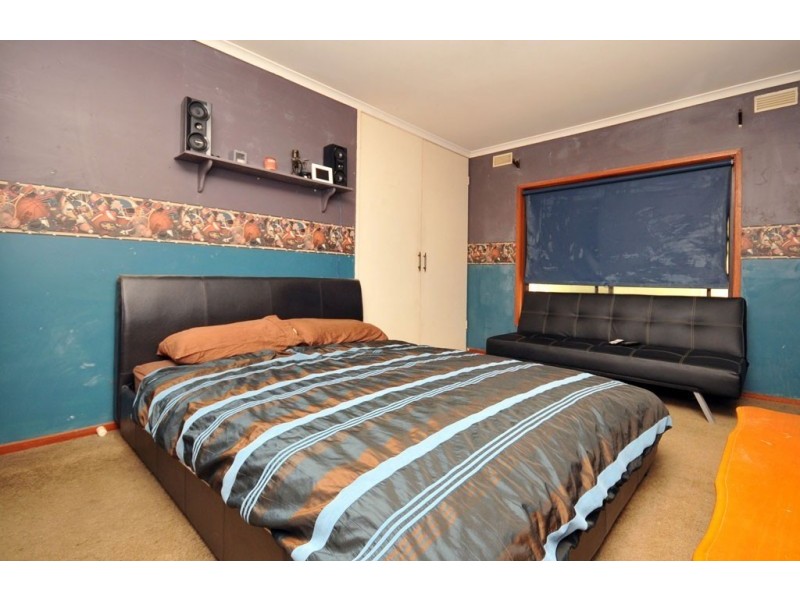 7 Burnie Court, Kangaroo Flat VIC 3555