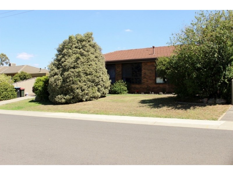 30 William Drive, Kangaroo Flat VIC 3555