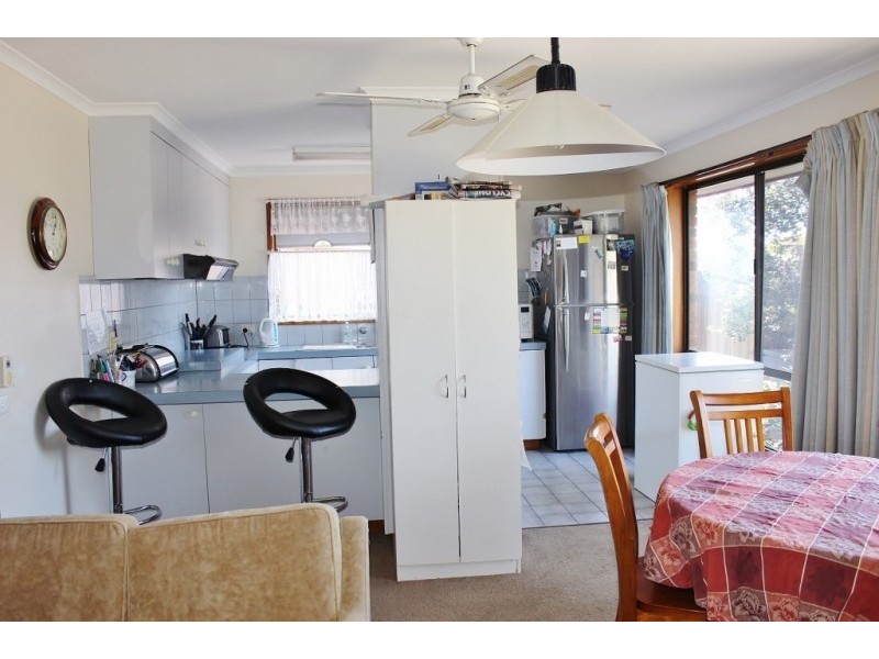 30 William Drive, Kangaroo Flat VIC 3555