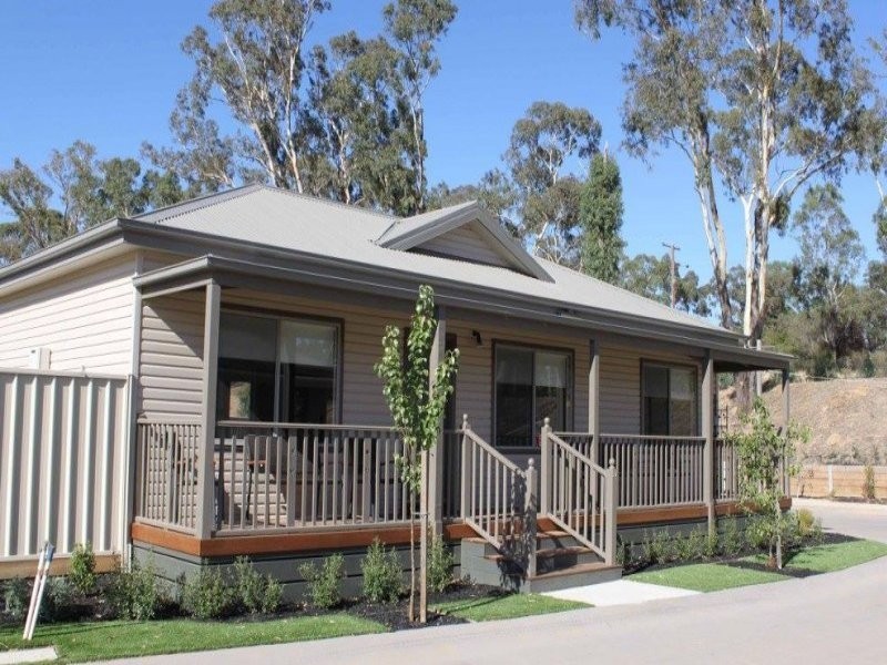 27/31 Furness Street, Kangaroo Flat VIC 3555