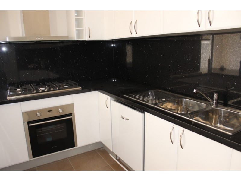 3/3 High Street, Kangaroo Flat VIC 3555