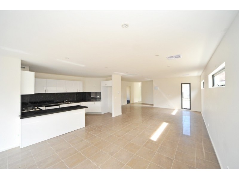 3/3 High Street, Kangaroo Flat VIC 3555