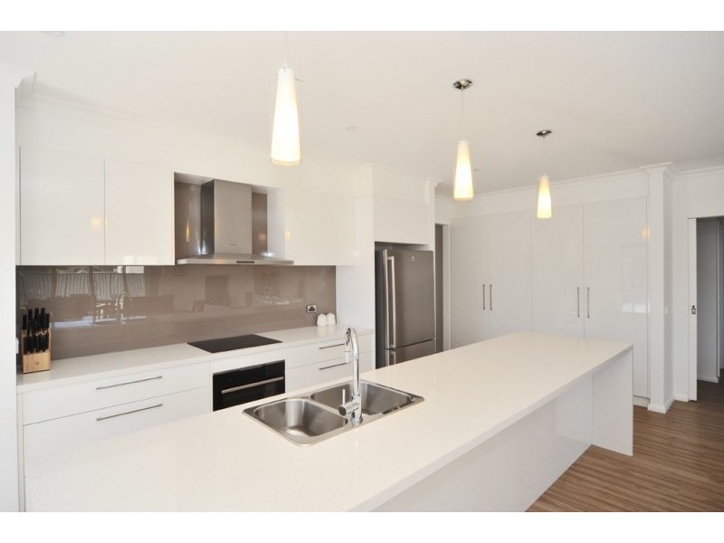 8 Evermore Drive, Marong VIC 3515