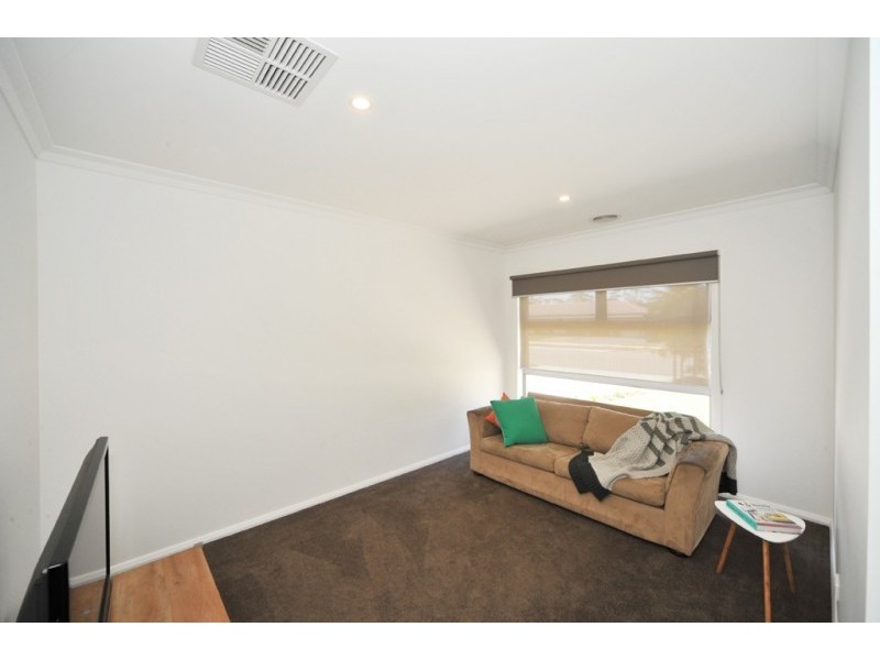 8 Evermore Drive, Marong VIC 3515