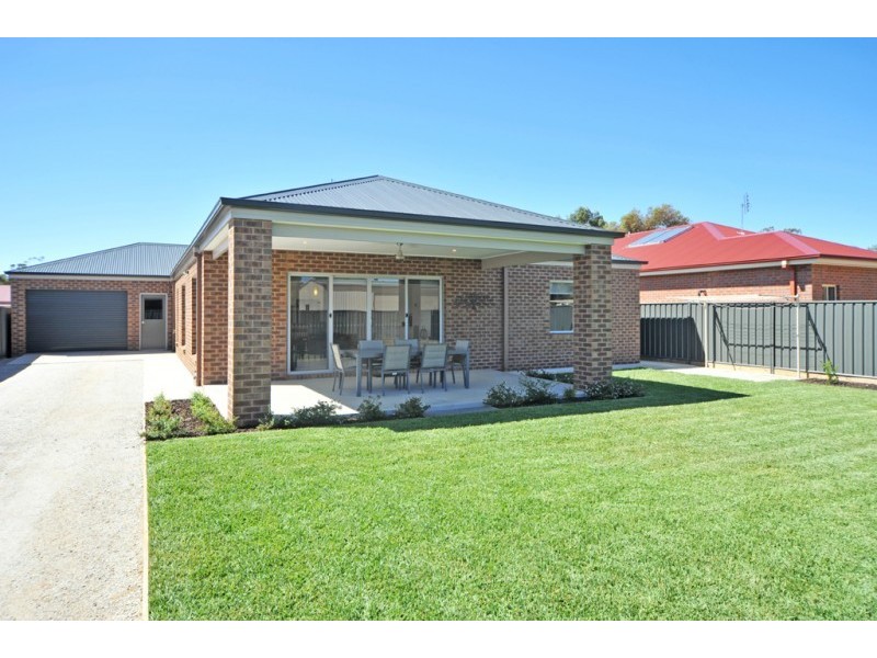 8 Evermore Drive, Marong VIC 3515