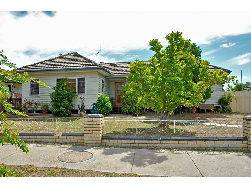 34 Morrison Street, Kangaroo Flat VIC 3555