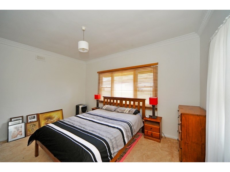 34 Morrison Street, Kangaroo Flat VIC 3555