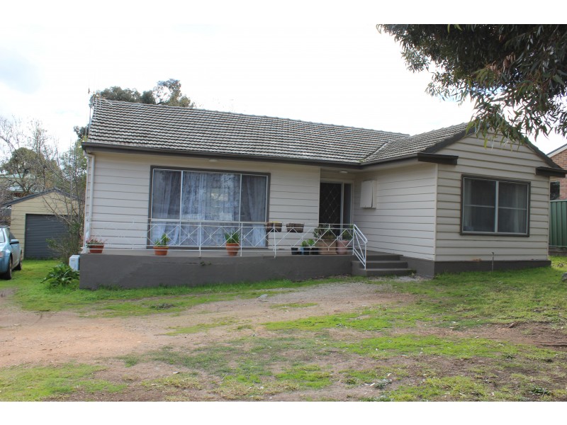 52 Hodgson Street, Eaglehawk VIC 3556