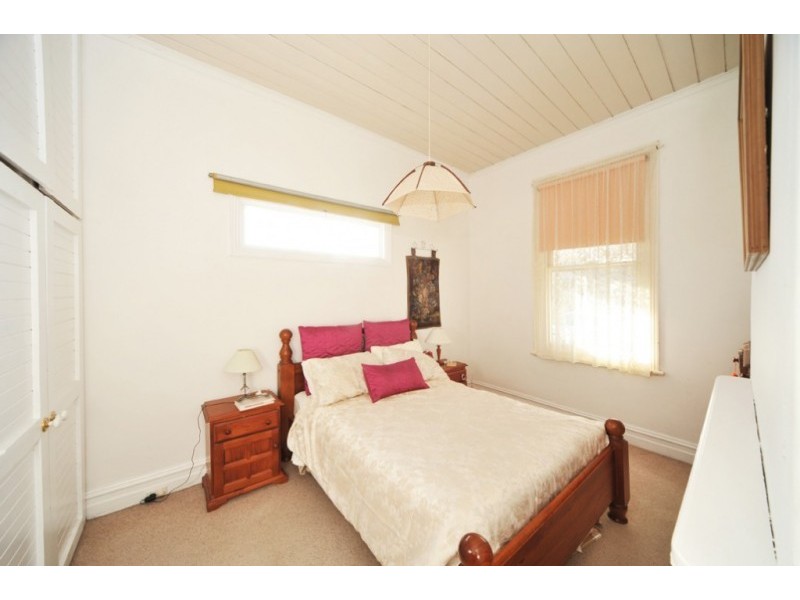 2 Hunter Street, Castlemaine VIC 3450