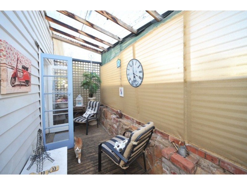 2 Hunter Street, Castlemaine VIC 3450