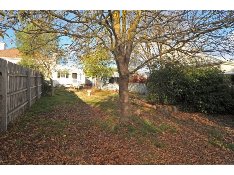 2 Hunter Street, Castlemaine VIC 3450