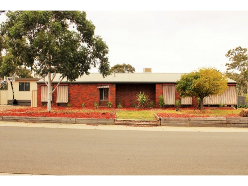 191 Simpsons Road, Eaglehawk VIC 3556
