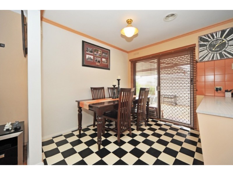 27 Green Street, California Gully VIC 3556