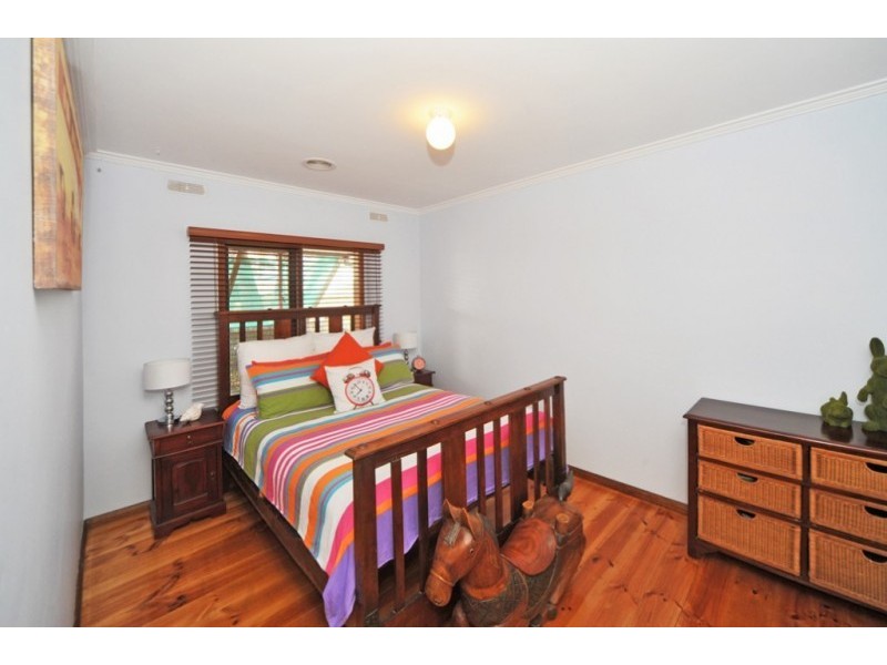 27 Green Street, California Gully VIC 3556