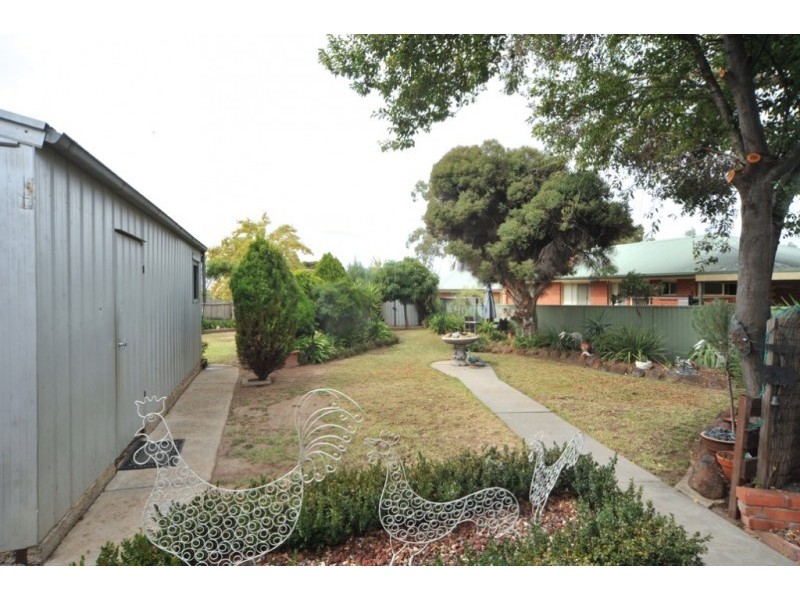 27 Green Street, California Gully VIC 3556