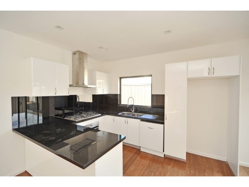 1/3 High Street, Kangaroo Flat VIC 3555
