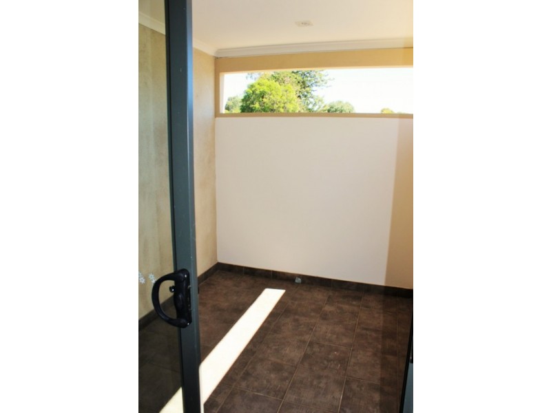 1/3 High Street, Kangaroo Flat VIC 3555