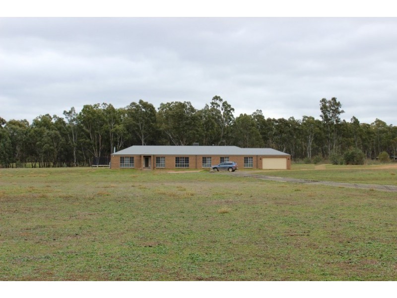 13 Northwood Court, Axedale VIC 3551