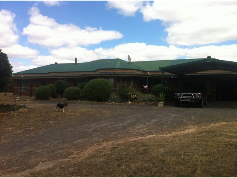 68 Cypress Drive, Elphinstone VIC 3448